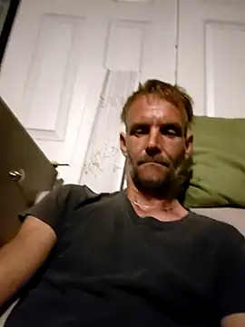 Hungwell1515 online show from February 22, 2026, 6:02 am