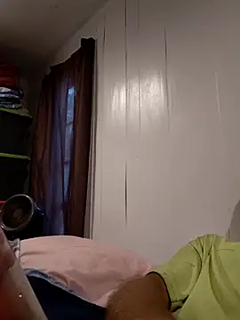 Hungwell1515 online show from March 12, 2026, 11:22 pm