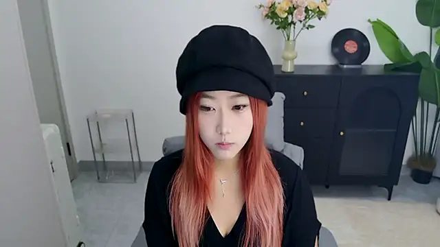 Snapshot of xiaouli chatting on October 7, 2025, 1:47 am xiaouli online show from October 7, 2025, 1:47 am