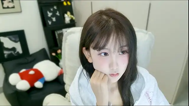 Snapshot of wanzi-1229 chatting on October 31, 2025, 7:31 am wanzi-1229 online show from October 31, 2025, 7:31 am