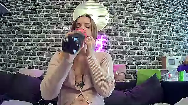 SexyMilf 37 online show from November 14, 2025, 10:47 am