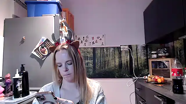 SexyMilf 37 online show from December 17, 2025, 9:43 pm