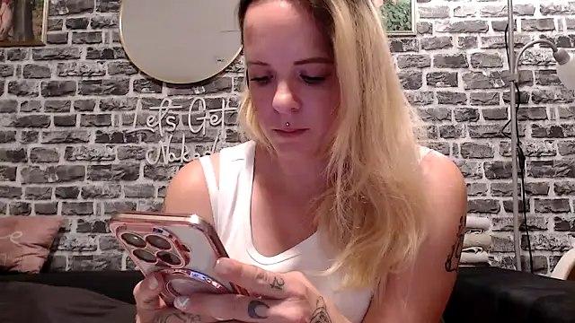 SexyMilf 37 online show from June 9, 2026, 8:31 pm