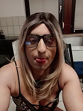 sina sun25 online show from December 13, 2025, 7:53 pm