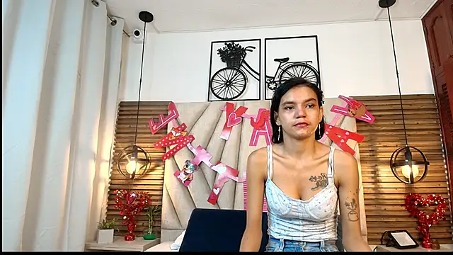 Snapshot of Cinthiabaker chatting on September 25, 2025, 11:47 am Cinthiabaker online show from September 25, 2025, 11:47 am