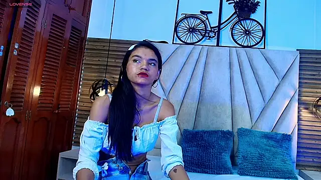 Cinthiabaker online show from May 26, 2026, 2:13 pm