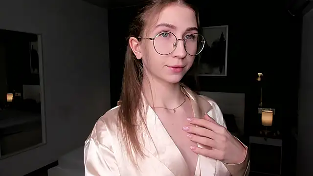 EditaBand online show from November 18, 2025, 7:07 pm