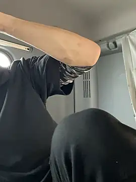 Snapshot of otouhu76 chatting on November 5, 2025, 4:34 am otouhu76 online show from November 5, 2025, 4:34 am