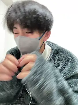 Snapshot of otouhu76 chatting on December 20, 2025, 2:02 pm otouhu76 online show from December 20, 2025, 2:02 pm