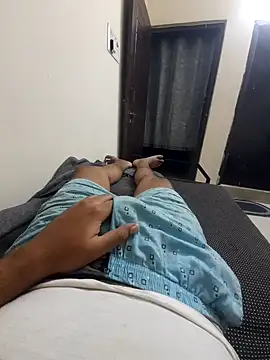 Yourslovingdick online show from January 13, 2026, 10:37 pm