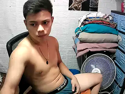 Pinoy slutcummer69 online show from March 18, 2026, 5:54 am