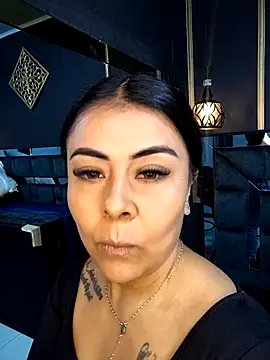 Aniajoness  online show from March 6, 2026, 3:03 am