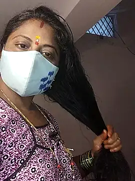 Snapshot of telugu_Geetha30 chatting on September 15, 2025, 4:34 am telugu Geetha30 online show from September 15, 2025, 4:34 am