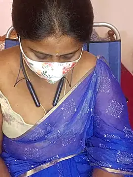 Snapshot of telugu_Geetha30 chatting on January 8, 2026, 10:06 am telugu Geetha30 online show from January 8, 2026, 10:06 am