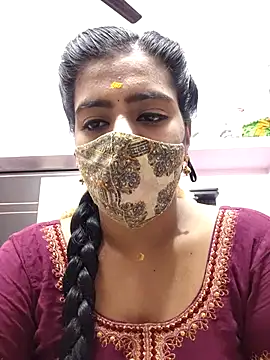 Snapshot of Tamil-Meenu12 chatting on September 15, 2025, 7:19 am Tamil-Meenu12 online show from September 15, 2025, 7:19 am