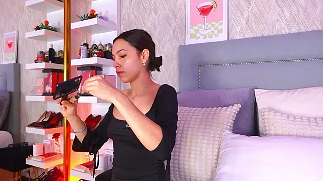 Snapshot of Sofy_Bradd chatting on February 21, 2026, 7:31 am Sofy Bradd online show from February 21, 2026, 7:31 am