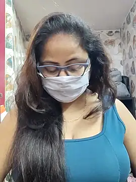 nisha 1110 online show from December 5, 2025, 2:03 pm