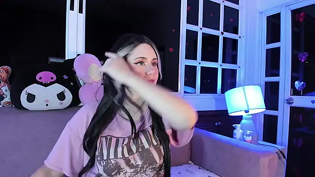 harimoon1 online show from April 2, 2026, 3:15 am