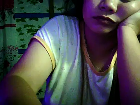 yuana25 online show from October 15, 2025, 1:00 pm