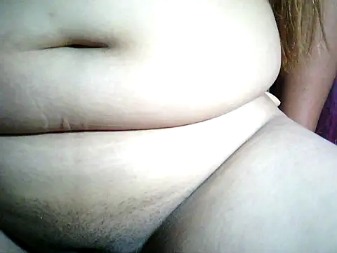 Snapshot of yuana25 chatting on February 21, 2026, 5:52 am yuana25 online show from February 21, 2026, 5:52 am