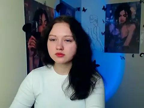 LadyAlice  online show from February 24, 2026, 6:33 am