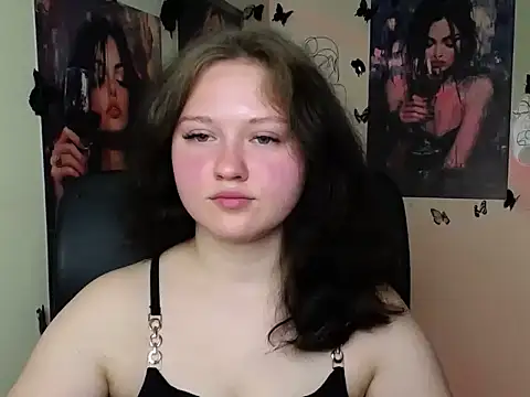LadyAlice  online show from June 5, 2026, 6:52 am