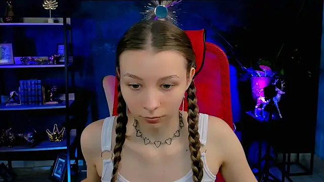 JulieDaniel online show from November 20, 2025, 4:23 am