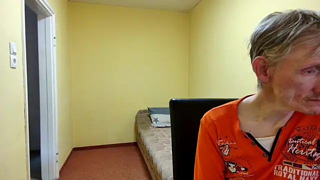 k74robert online show from April 11, 2026, 2:43 pm