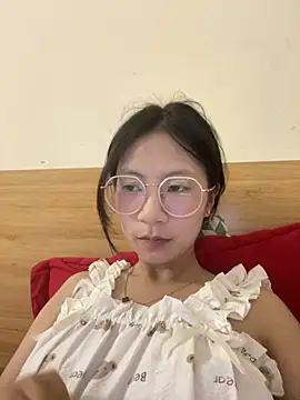 Lil-Gi online show from September 23, 2025, 2:20 pm