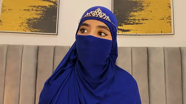 nayiraa  online show from February 10, 2026, 6:45 pm