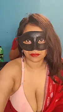 sexy42couple online show from February 13, 2026, 10:28 pm