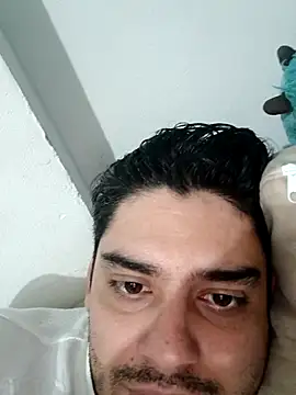 Snapshot of fromero27 chatting on January 8, 2026, 4:37 am fromero27 online show from January 8, 2026, 4:37 am