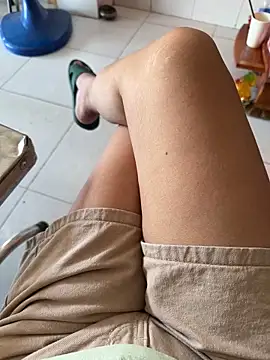 sharon-Hanna online show from November 14, 2025, 1:26 am