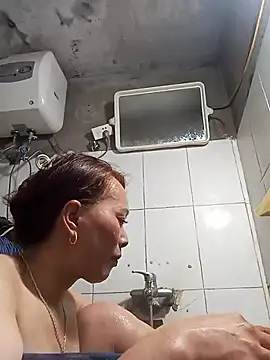 Bianly online show from February 8, 2026, 11:24 am