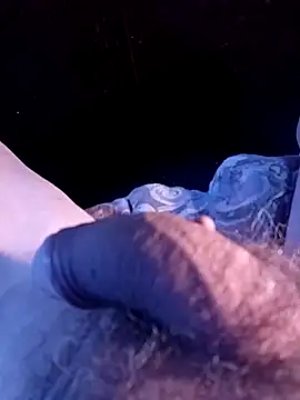 69dagosto online show from November 1, 2025, 9:44 am