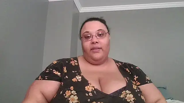 SexyBBW10790 online show from March 24, 2026, 2:11 pm