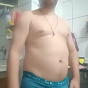 Snapshot of Crocante_Hot chatting on January 6, 2026, 11:51 pm Crocante Hot online show from January 6, 2026, 11:51 pm