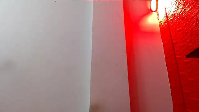 bdsmforever18 online show from February 6, 2026, 1:54 am