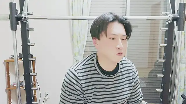 Snapshot of oyu_kun chatting on February 9, 2026, 10:08 am oyu kun online show from February 9, 2026, 10:08 am