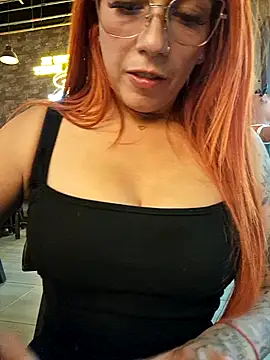 Alis xxx online show from February 25, 2026, 7:01 pm