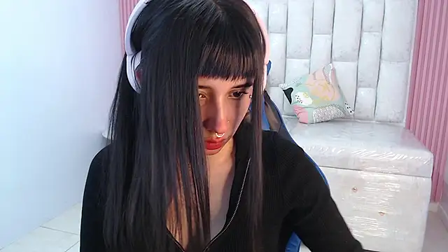 allyssa bellini s online show from September 13, 2025, 3:28 am