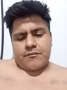 Yiyo19-3 online show from October 25, 2025, 1:24 am