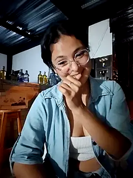 Lily-o online show from December 20, 2025, 3:13 am