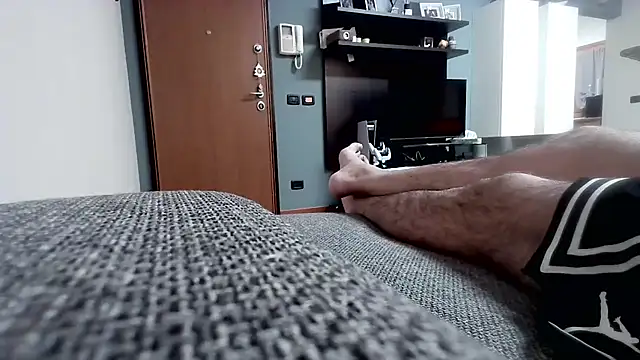 Snapshot of cucciolotto76 chatting on November 6, 2025, 8:32 pm cucciolotto76 online show from November 6, 2025, 8:32 pm