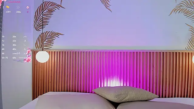 Valleriie  online show from March 26, 2026, 3:17 pm