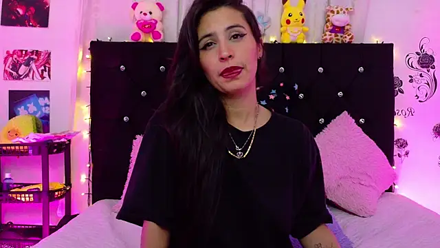 queen smiley online show from January 11, 2026, 3:55 am