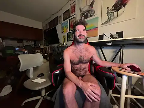 Pupscritch online show from June 3, 2026, 5:43 am