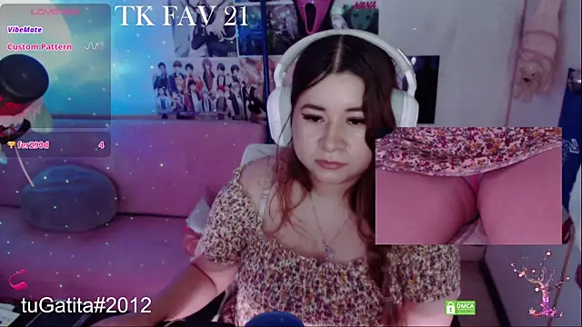 Snapshot of Pink_girl0n chatting on April 6, 2026, 4:46 am Pink girl0n online show from April 6, 2026, 4:46 am