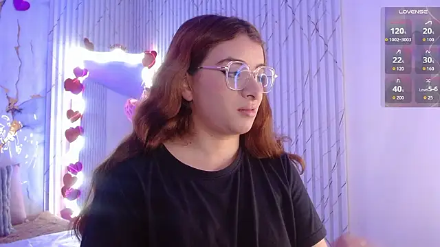 Naomy tay1 online show from March 11, 2026, 2:50 am