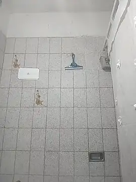 Auroraluna - online show from December 17, 2025, 7:42 pm